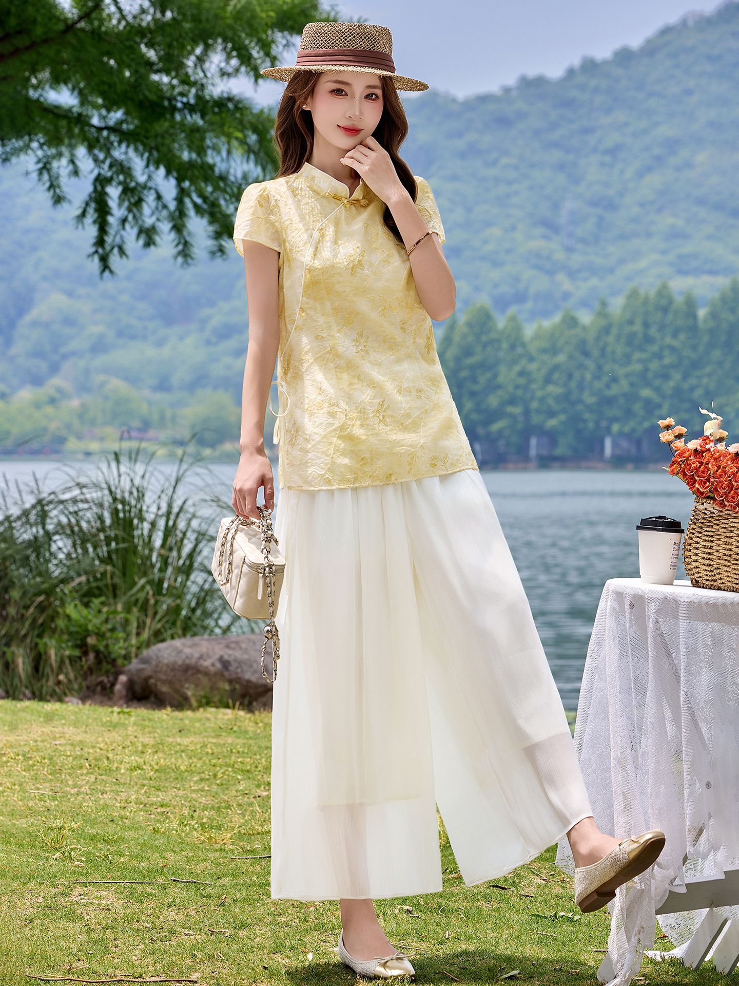 Bộ áo sơ mi cổ đức in họa tiết kết hợp quần dài hai mảnh nữ thời trang — Xanh lá cây nhạtcolor, Vàng nhạt