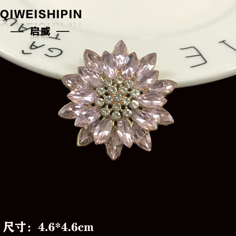 Qiwai の新しいガラスダイヤモンド象嵌ひまわりアクセサリーバッグ衣類車の装飾合金アクセサリー|undefined