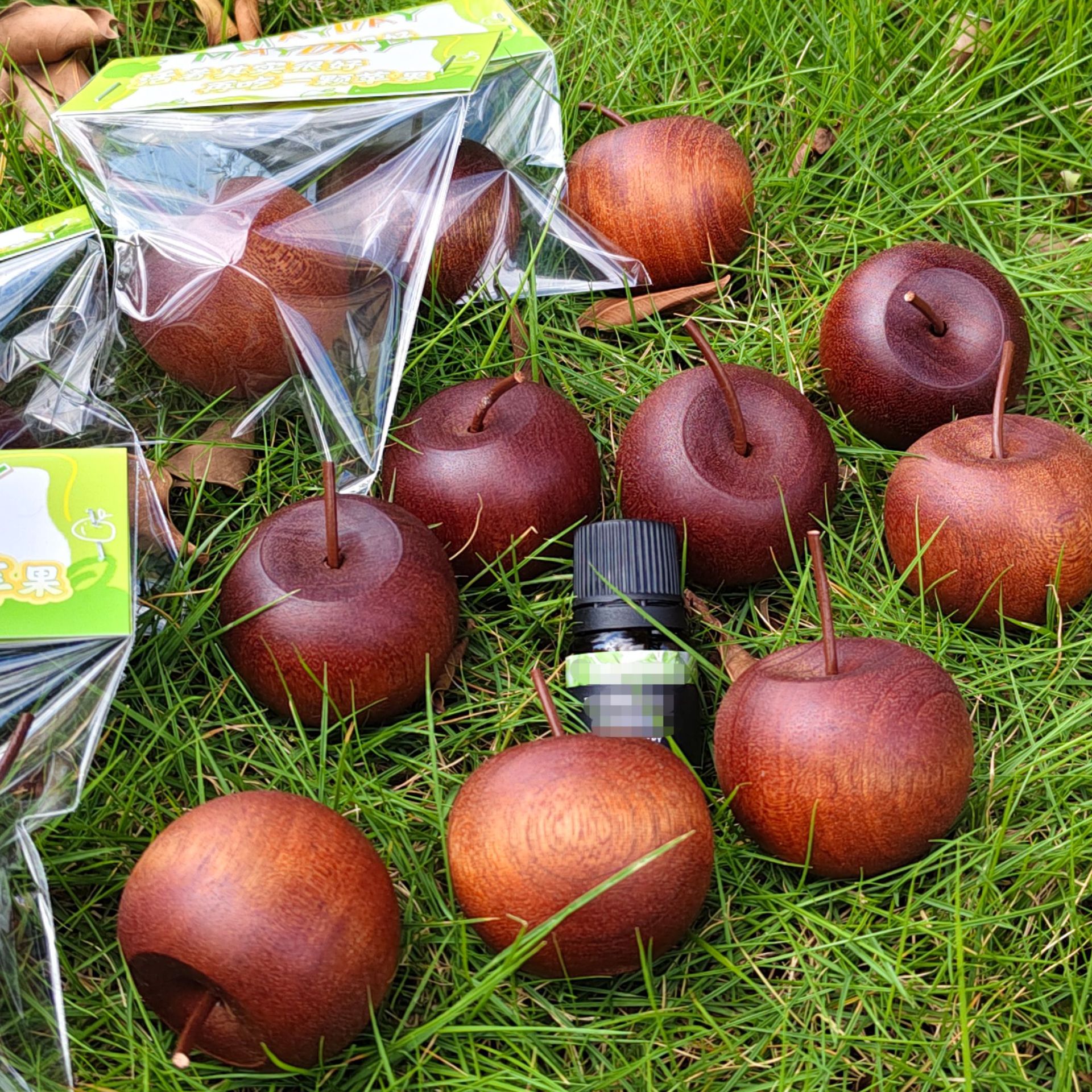 Manzana de madera de expansión de fragancia doméstica duradera de alto nivel para el dormitorio extensor de fragancia de automóvil decoración volátil sin fuego aceite esencial de fragancia