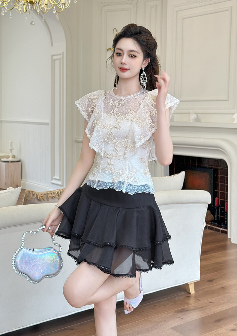 Áo ren nữ ôm dáng tay ngắn cổ tròn diềm xếp nếp — mơ chi tiết 5