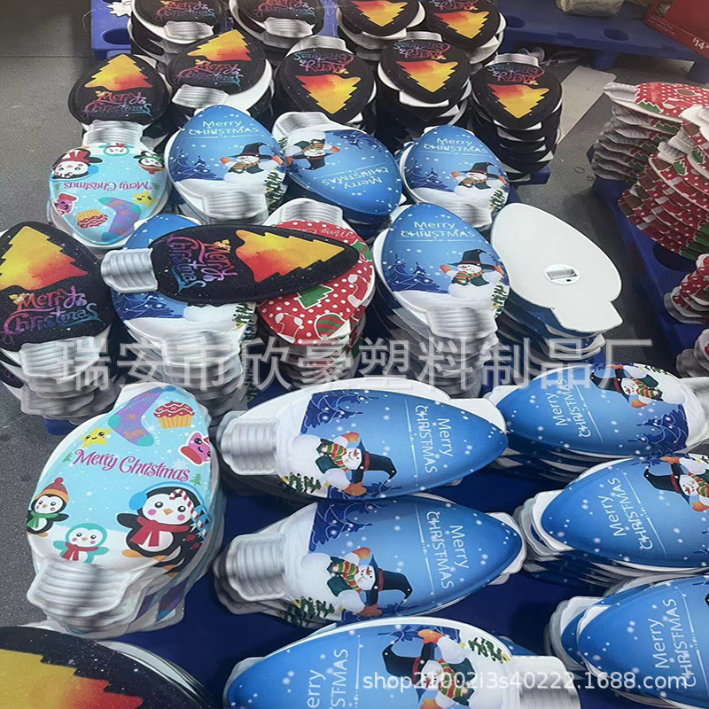 2025新款圣诞节灯泡带灯户外庭院摆件装饰品室内悬挂夜光挂件布置