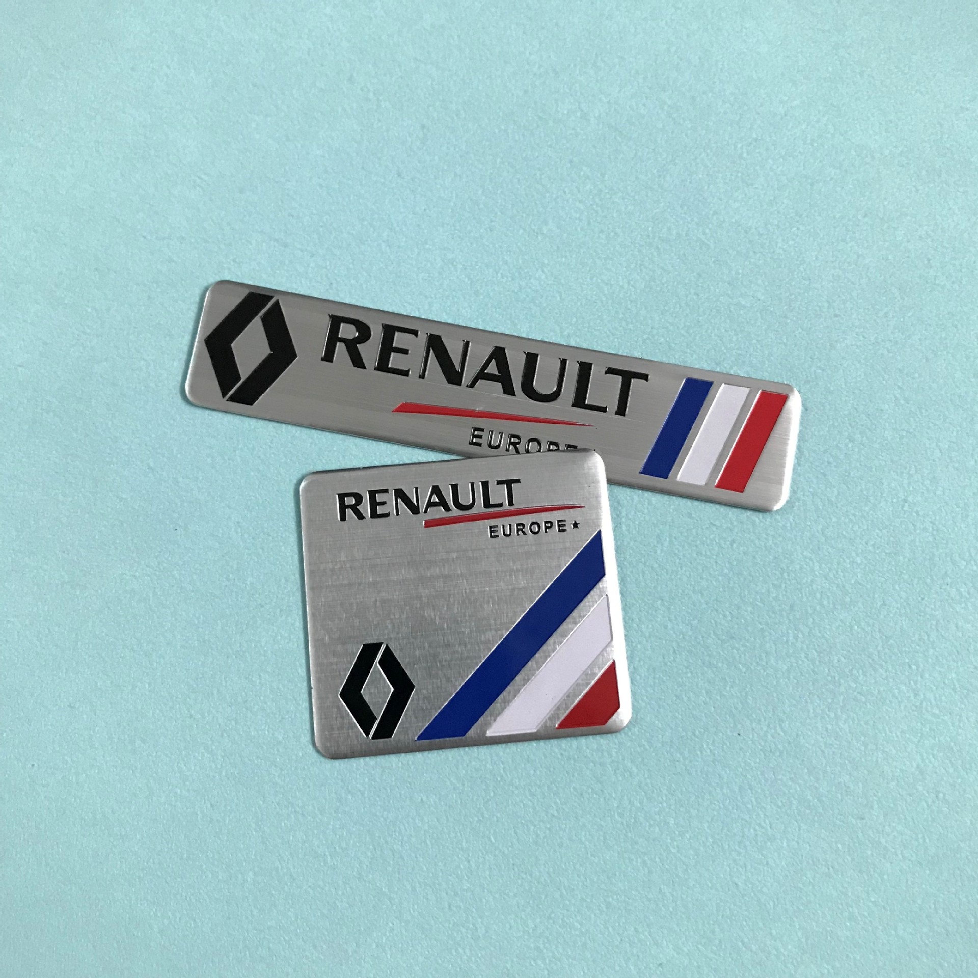 (2개) 르노 RENAULT 금속 자동차 스티커 자동차 수정 명판 라벨링 스크래치 커버 장식 알루미늄 스티커에 적합합니다.