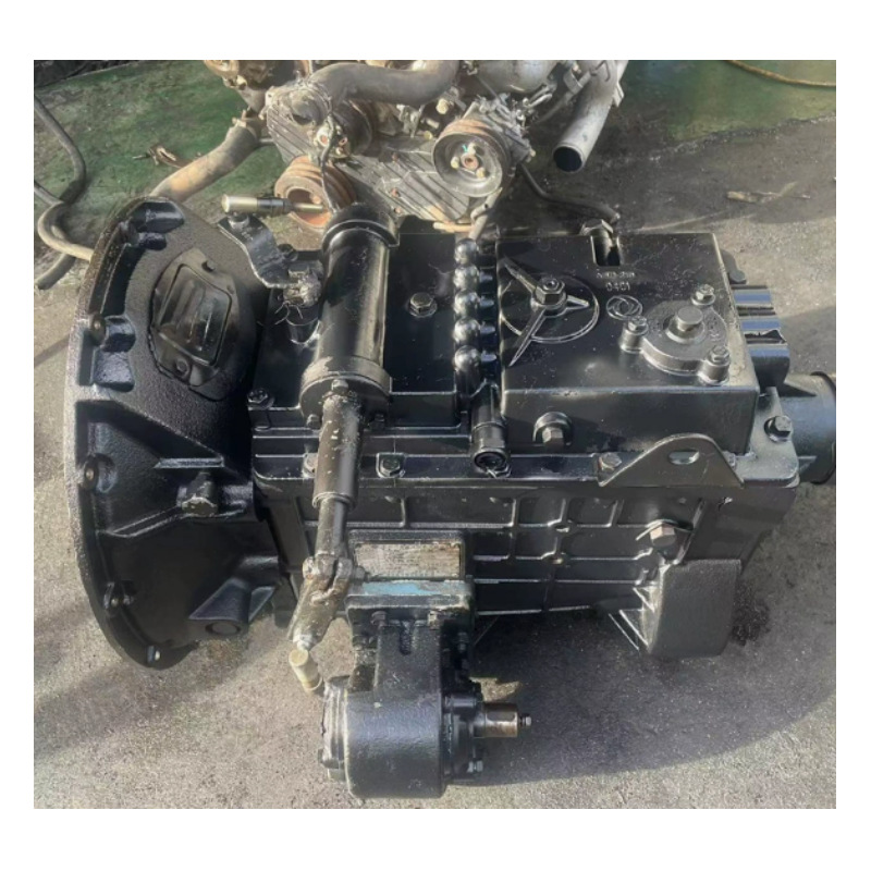 Dongfeng 6Ds Tianjin Df6S900 Gearbox 1700010 Is Compatible with Dolica Tianjin Heavy-Duty Medium Truck Dismantled Parts