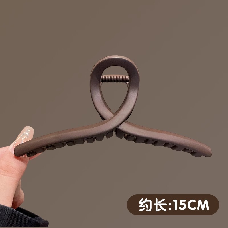 3 # brown oscuro y clip 15CM.