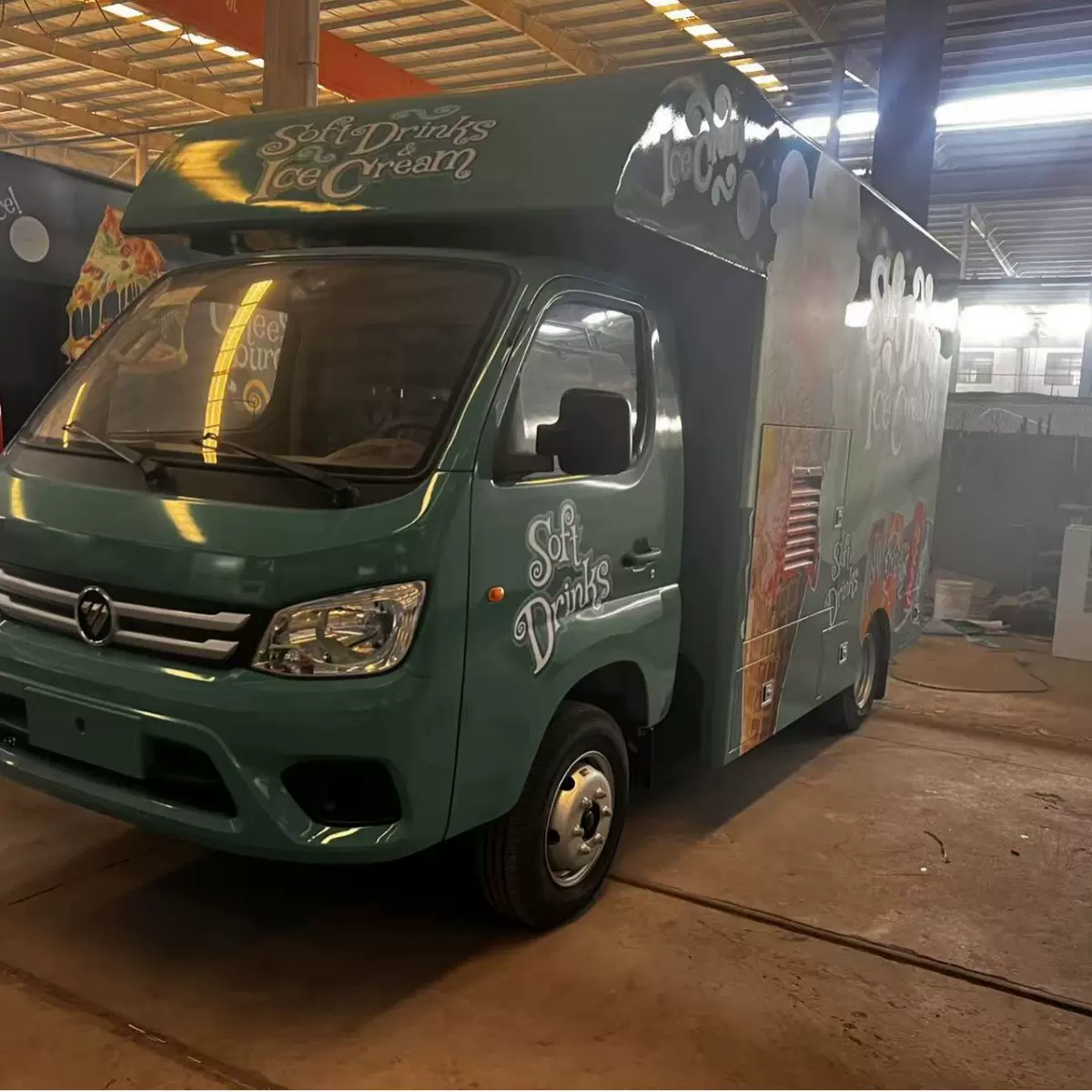 蓝牌小型冻货食品保鲜车 户外推演车 福田祥菱3.1米宣传车厂家