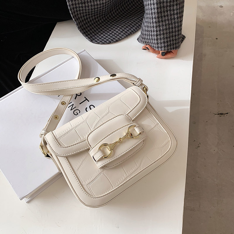 Women 2023 autumn and winter new fashion texture shoulder small square bag foreign style stone crossbody bag_voghion.com