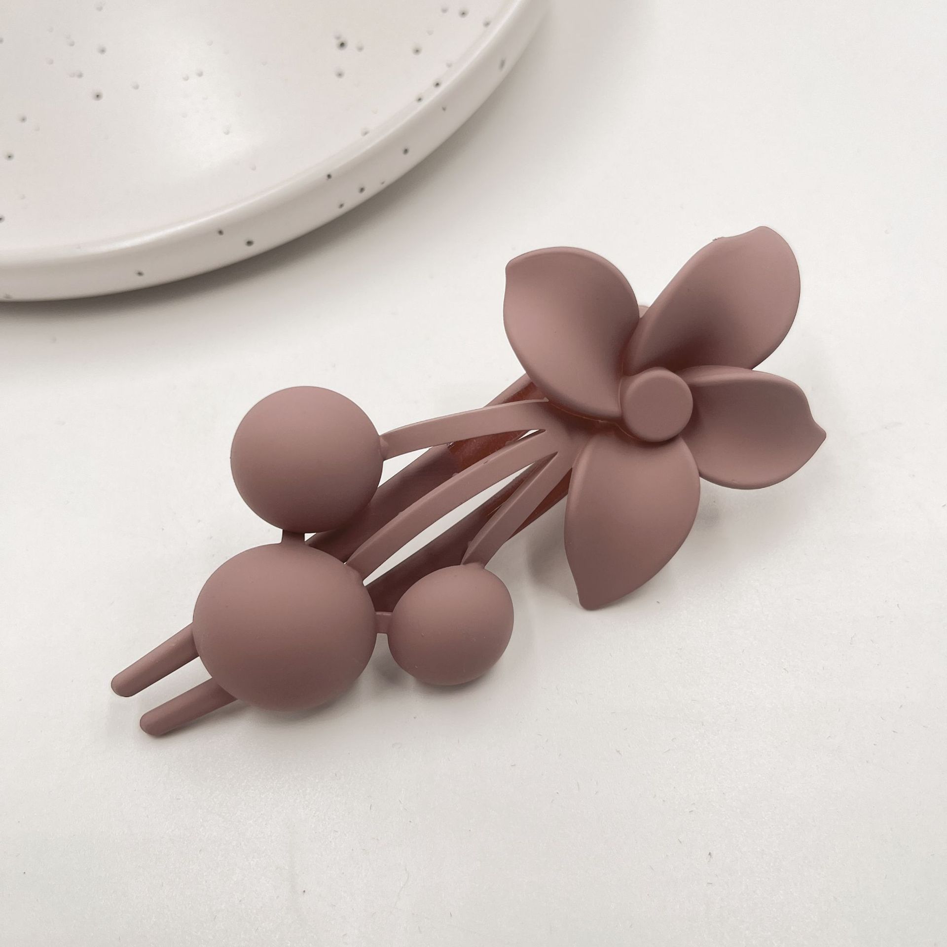 Pinza tipo tiburón extra grande de 13 cm, elegante y resistente