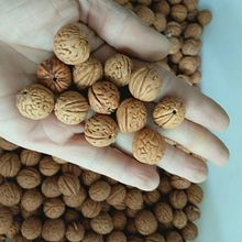 野生山桃核小桃核手串料核桃纯手工剥皮散称桃胡盘红打孔包邮