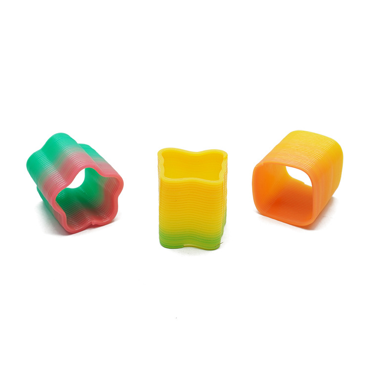 Fabricación profesional pequeño juguete mini 3,5 cm Taiwán en forma de color Arco Iris círculo huevo torcido regalo huevo divertido pequeño juguete