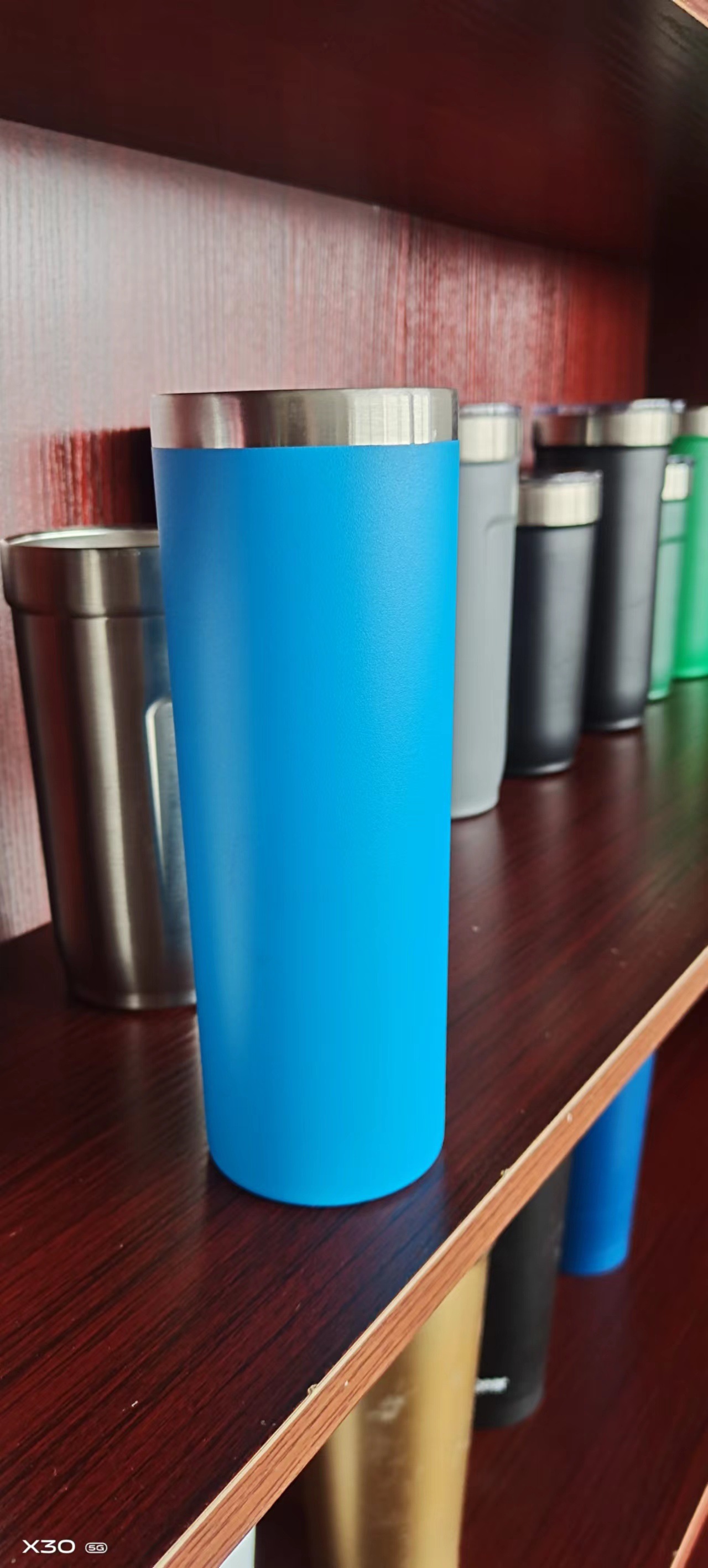 Comercio exterior 20oz de acero inoxidable taza de aislamiento de doble capa taza de automóvil taza de café rociado taza adelgazante suministro directo de fábrica