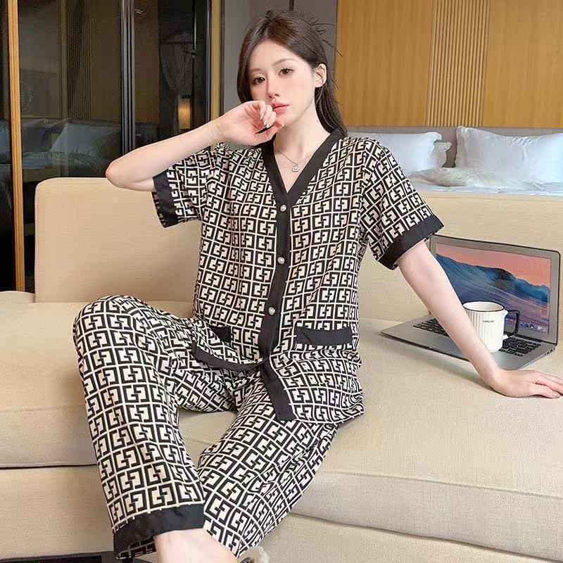 Ice Silk Pajamas for Women Summer New Short-Sleeved Trousers Cardigan Suit Can Be Worn Outside Spring & Fall Thin Silk Home Clothes Ice Silk Pajamas for Women Summer New Short-Sleeved Trousers Cardigan Suit Can Be Worn Outside Spring & Fall Thin Silk Home Clothes