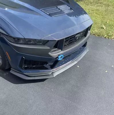 Suitable for 24 Ford Mustang Big Surrounded - 24-mustang-three-stage-original-black-horse-front-lip-glossy-black