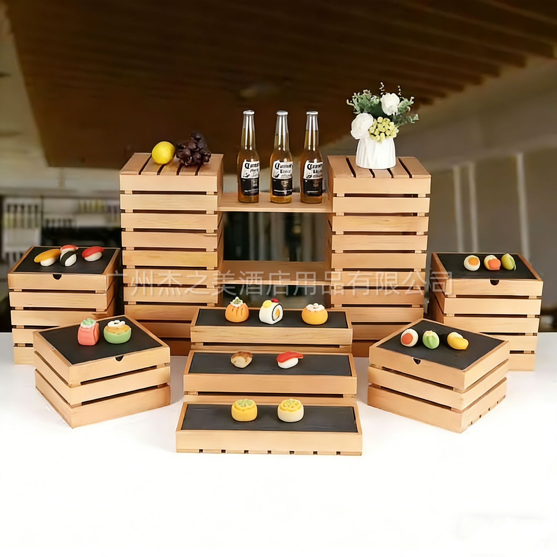 Decoración de la mesa de refrigeración del estante de exhibición de pastel de madera buffet de comida fría banquete de té descanso de mesa de hotel tres pisos