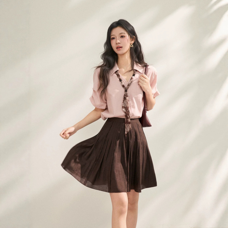 Multi-Color Detachable Silk Scarf Shirt for Women 2026 Summer Relaxed Style Workwear Soft and Drapey Elegant Shirt for Women