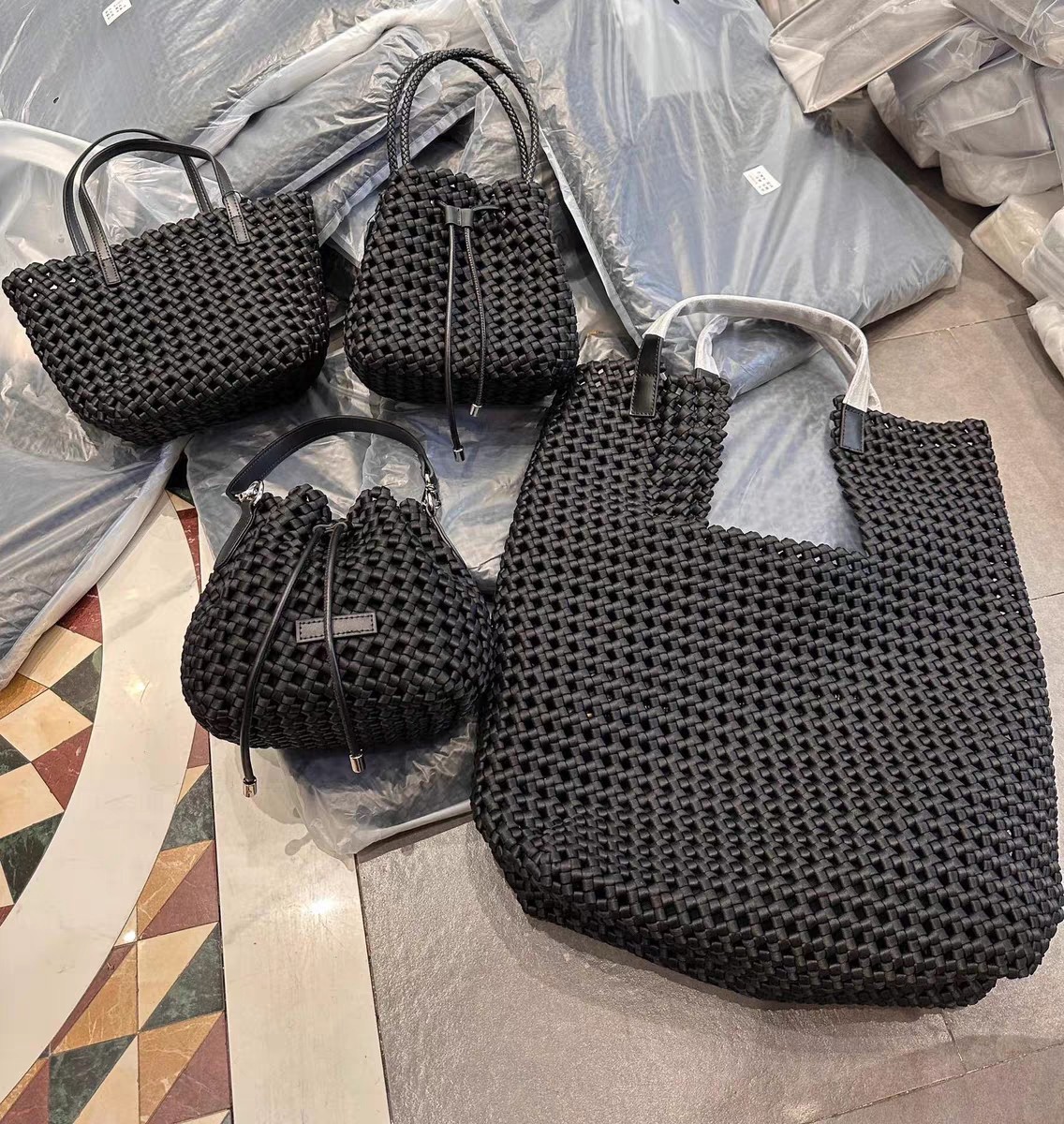 2023 New Nylon Fabric Bucket French Small and High end Handmade Woven Handheld One Shoulder Crossbody Bag_voghion.com