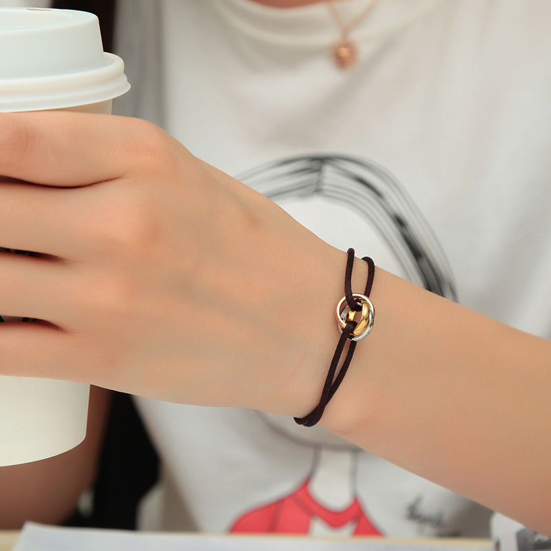 Couple's titanium steel triple-ring bracelet, Korean style, simple and trendy, versatile, perfect as a Valentine's Day gift, and a red string bracelet for the year of one's birth