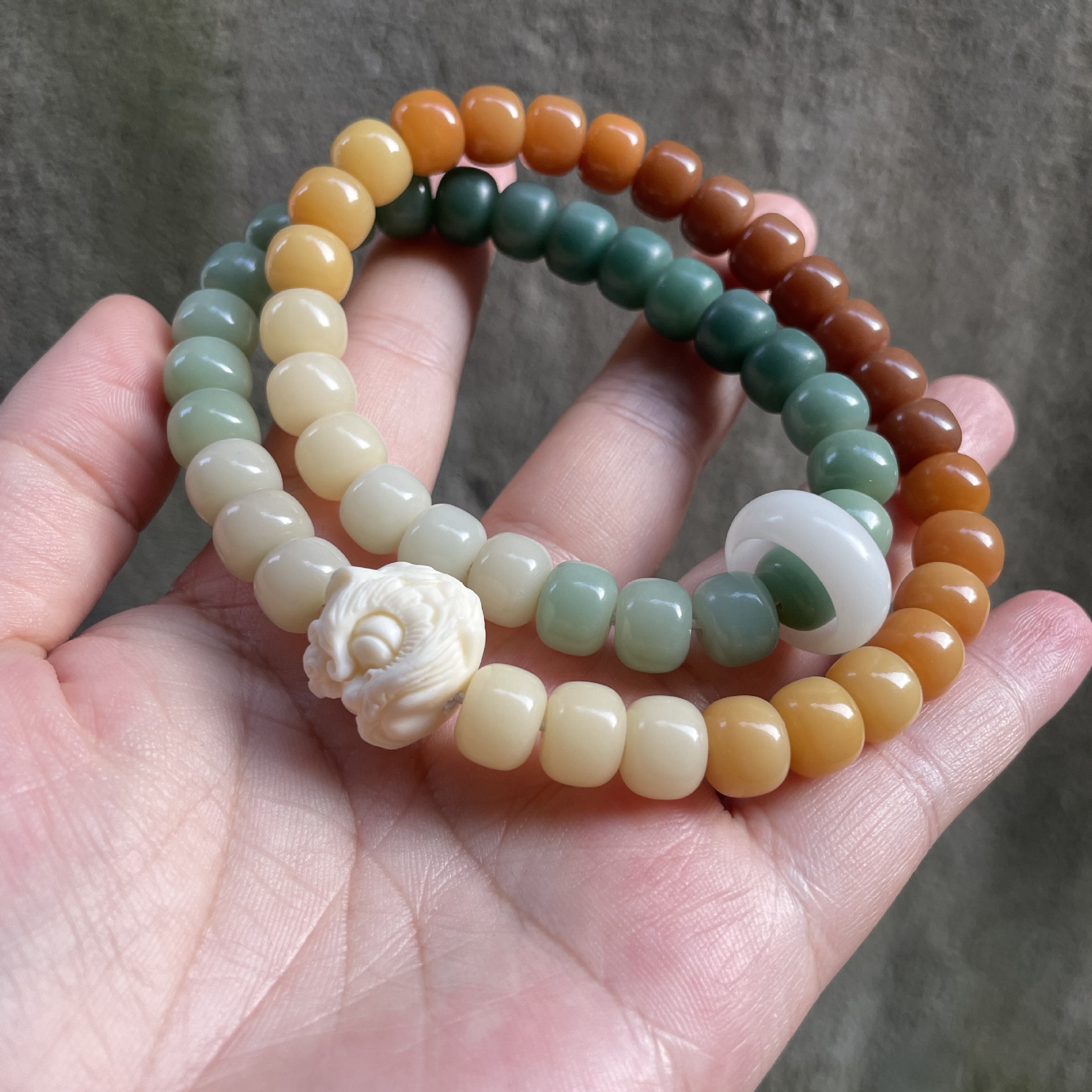 8*10MM 그라데이션 버킷 사자 스타일