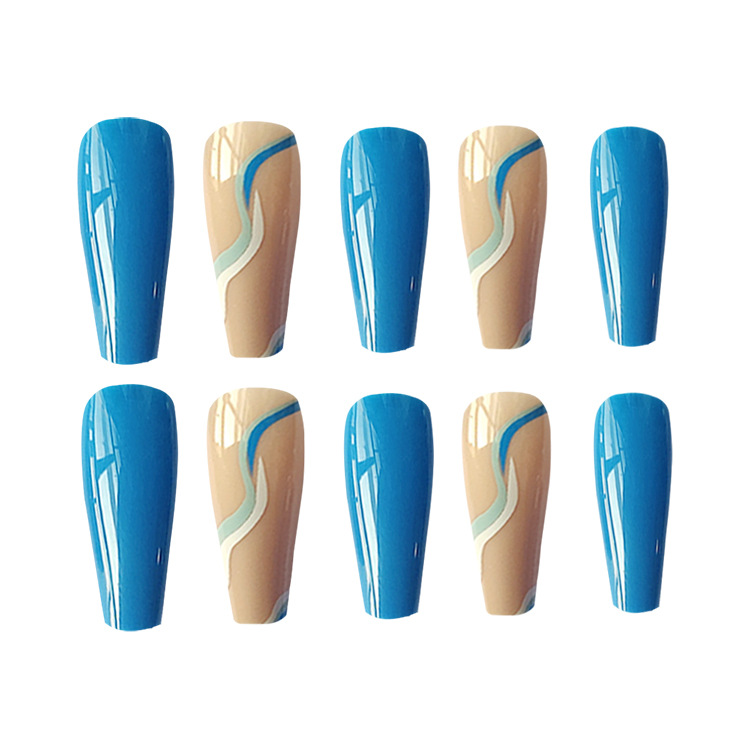 Europa y los Estados Unidos explotaron la curva de arte marrón azul manicure estilo de moda personalidad 24 piezas de parche de uñas falsas