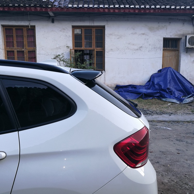 Suitable for 2010-2015 Bmw X1 Rear Wing E84 Rear Top Wing Modified Fixed Wing Carbon Fiber Pattern Spoiler