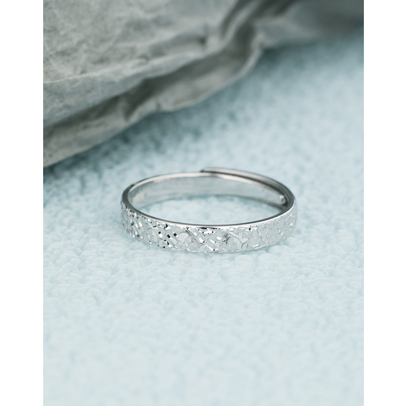 Anillo de hielo roto para mujeres 925 plata esterlina nicho ligero lujo de alto nivel sensación de anillo de ciclínina anillo de cola índice para la novia