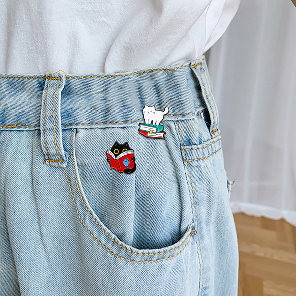 Cartoon high-end badge