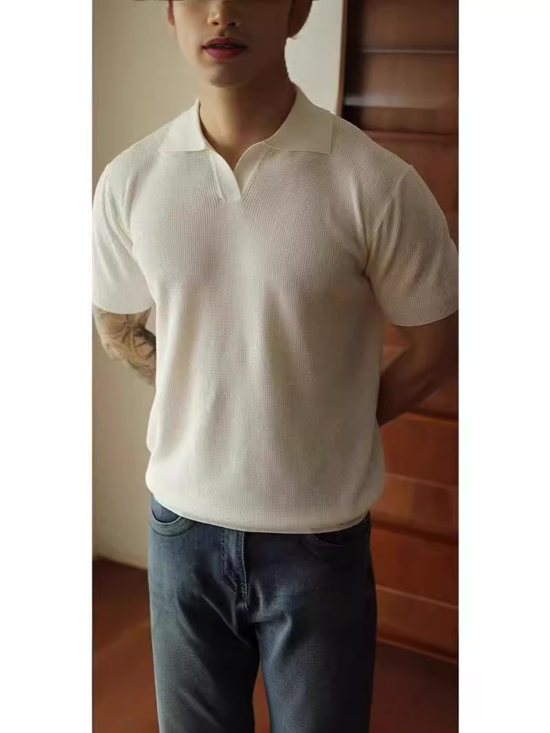 Camiseta polo de manga corta de punto para hombre de verano Camiseta de media manga con solapa casual de seda de hielo de color sólido de estilo coreano delgado