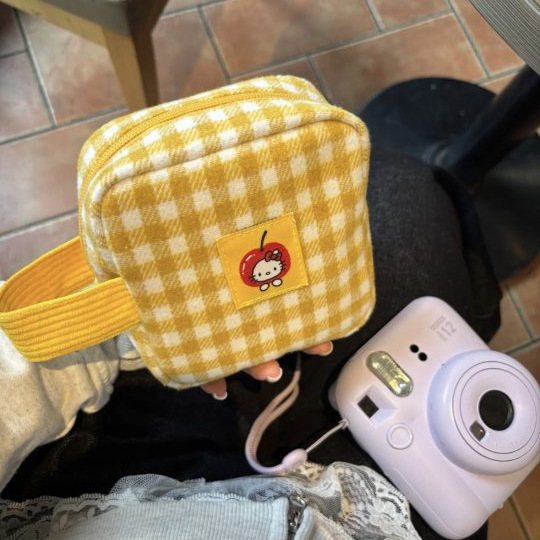 レッドチェック柄アップルスクエア化粧品バッグかわいいミニ口紅収納袋女の子のための大容量ポータブル雑貨バッグ|undefined
