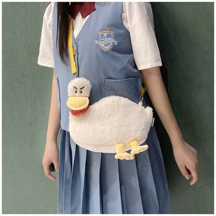 �羳�¿�ɐ�����б���ë�q������Ů���μ���W��������б���