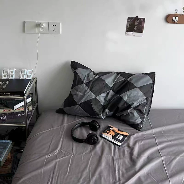 Gray Linge [pillowcase]