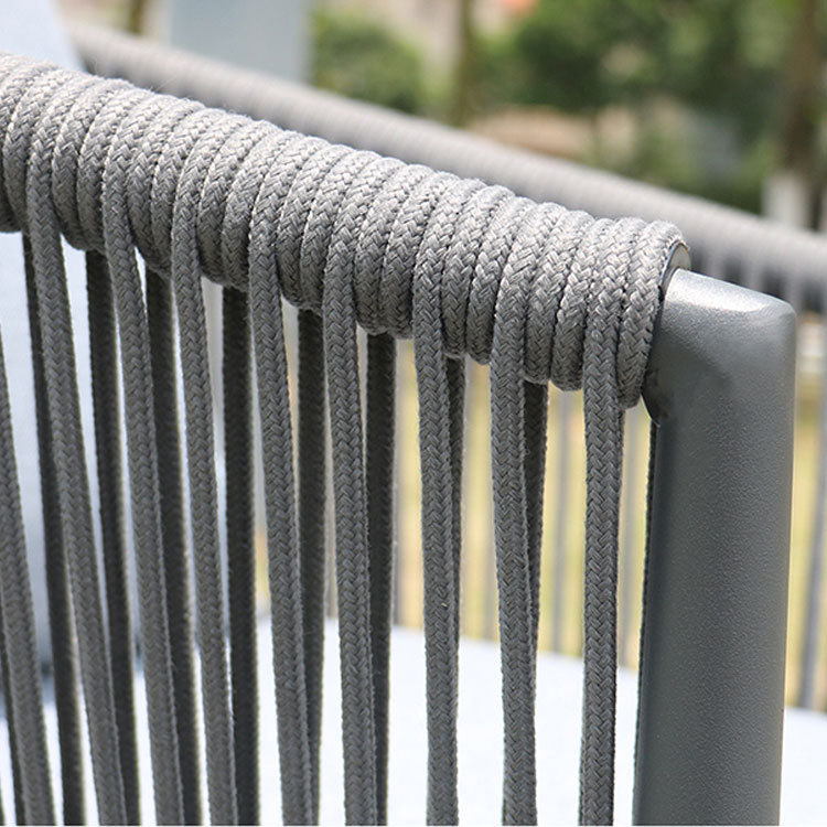 Silla nórdica de ratán para exteriores, conjunto de mesa y sillas de ratán tejido con cuerda de aluminio para ocio al aire libre en balcones, juego de tres o cinco piezas, silla de ratán moderna y minimalista. image 4