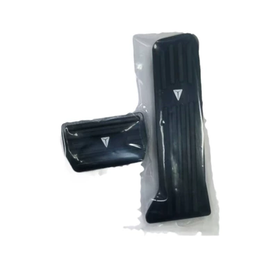 Dekorativ pedal başlıqları – anti-slip interior modification