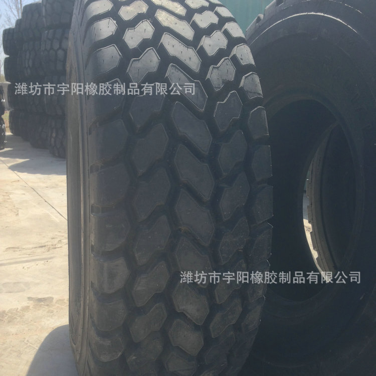 525/80R25  工程机械吊车 起重机钢丝真空轮胎 20.5R25