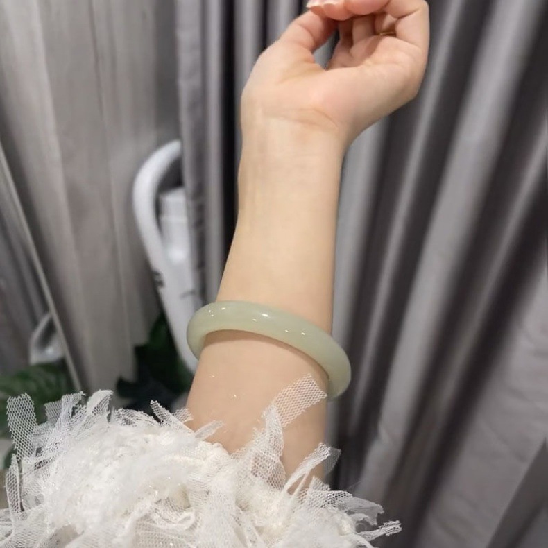 Vòng tay ngọc bích Hetian dải tròn béo nước nắng băng cao bản rộng chi tiết 5