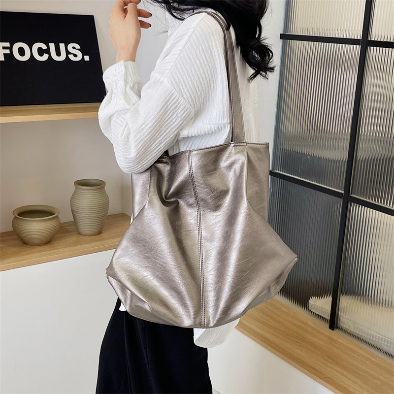 Bolsa de comercio exterior transfronteriza, bolsos de moda y ocio, bolsos de hombro, bolsos axilares ligeros y de gran capacidad, bolsos especiales para mujeres de piel blanda