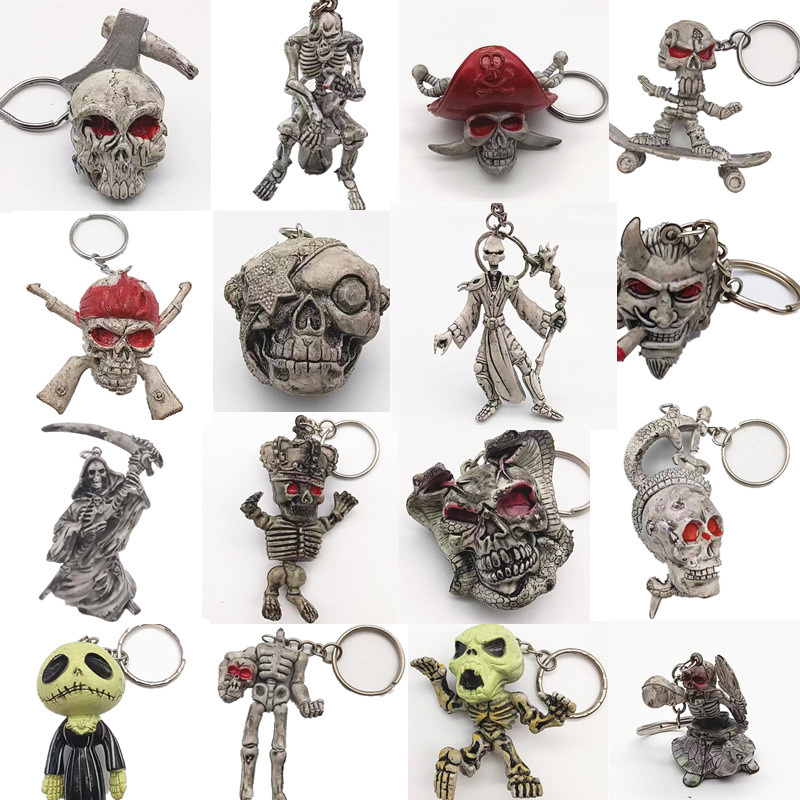 Skull keychain pendant haunted house small gift room escape student funny skull cute horror small gift