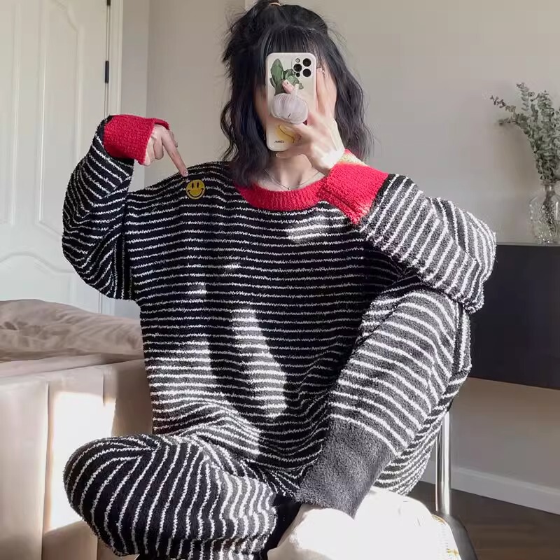 Half velvet pajamas women's spring and autumn new towel coral velvet smiley striped home clothes soft winter suit