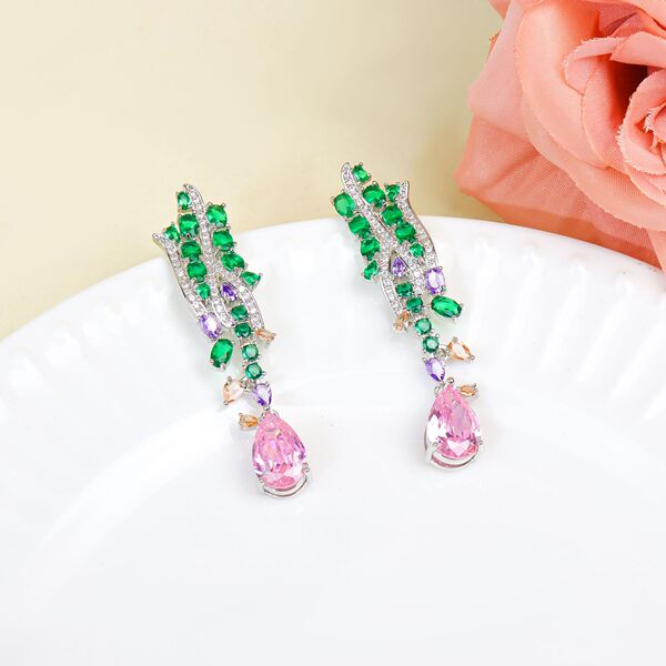 Elegant fuchsia earrings with zircon