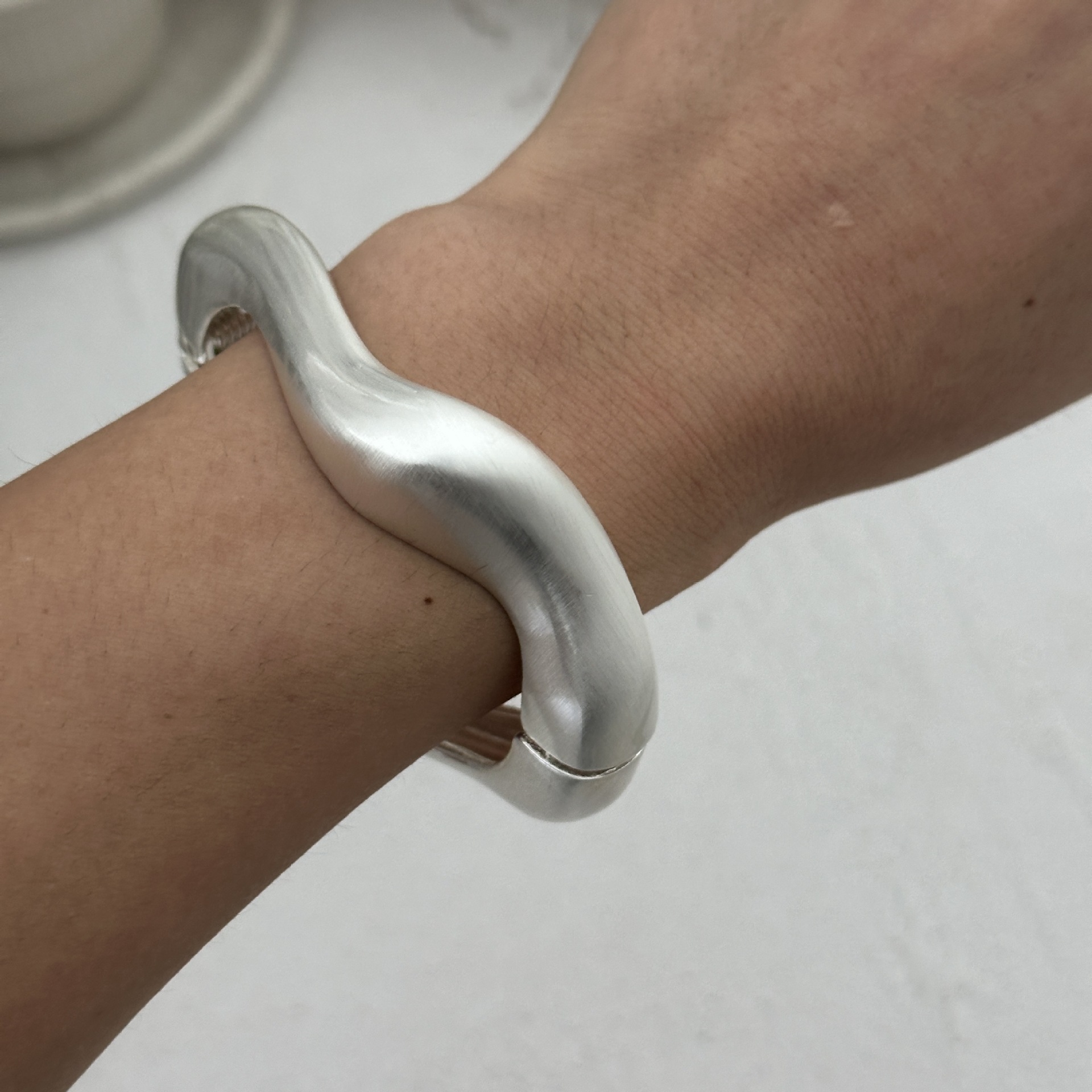 53g Weight Simple Style Classic Style Solid Color Alloy Iron Wholesale Bangle