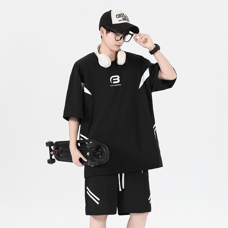 Conjunto de pantalones cortos de manga corta para hombre, nuevo estilo de verano 2025, conjunto deportivo informal de dos piezas, moderno y a la moda para hombres guapos