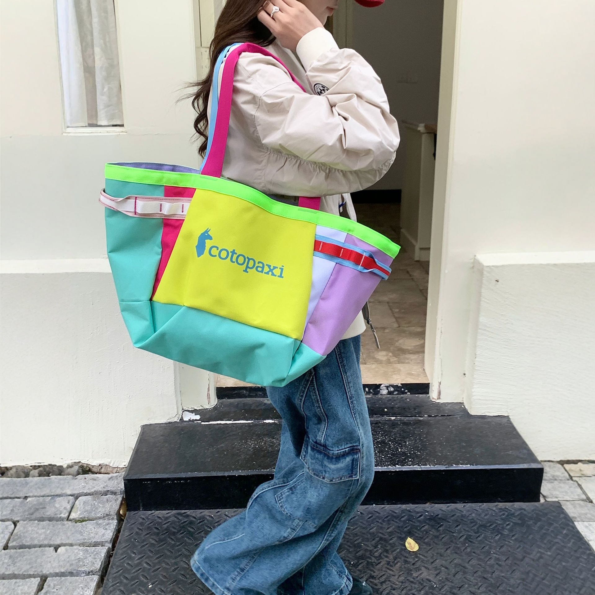 Cross-Border Hot Selling Coto American Alpaca Dopamine Tote Bag 30L Color Portable Large Capacity Outdoor Travel Bag