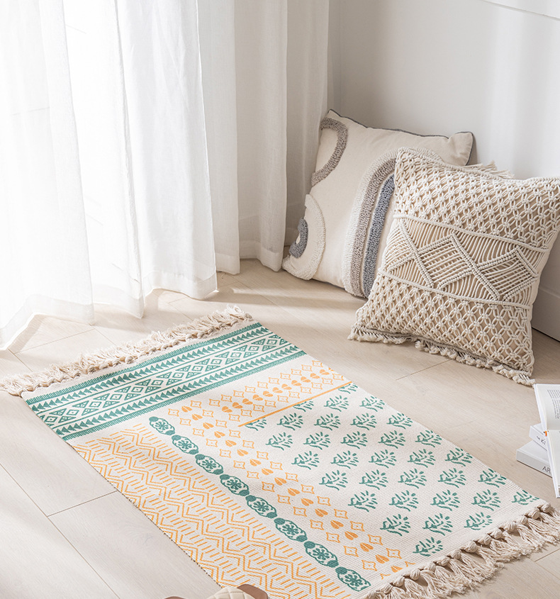 Simple Nordic Style Cotton Linen Tassel Bedroom Rug display picture 3