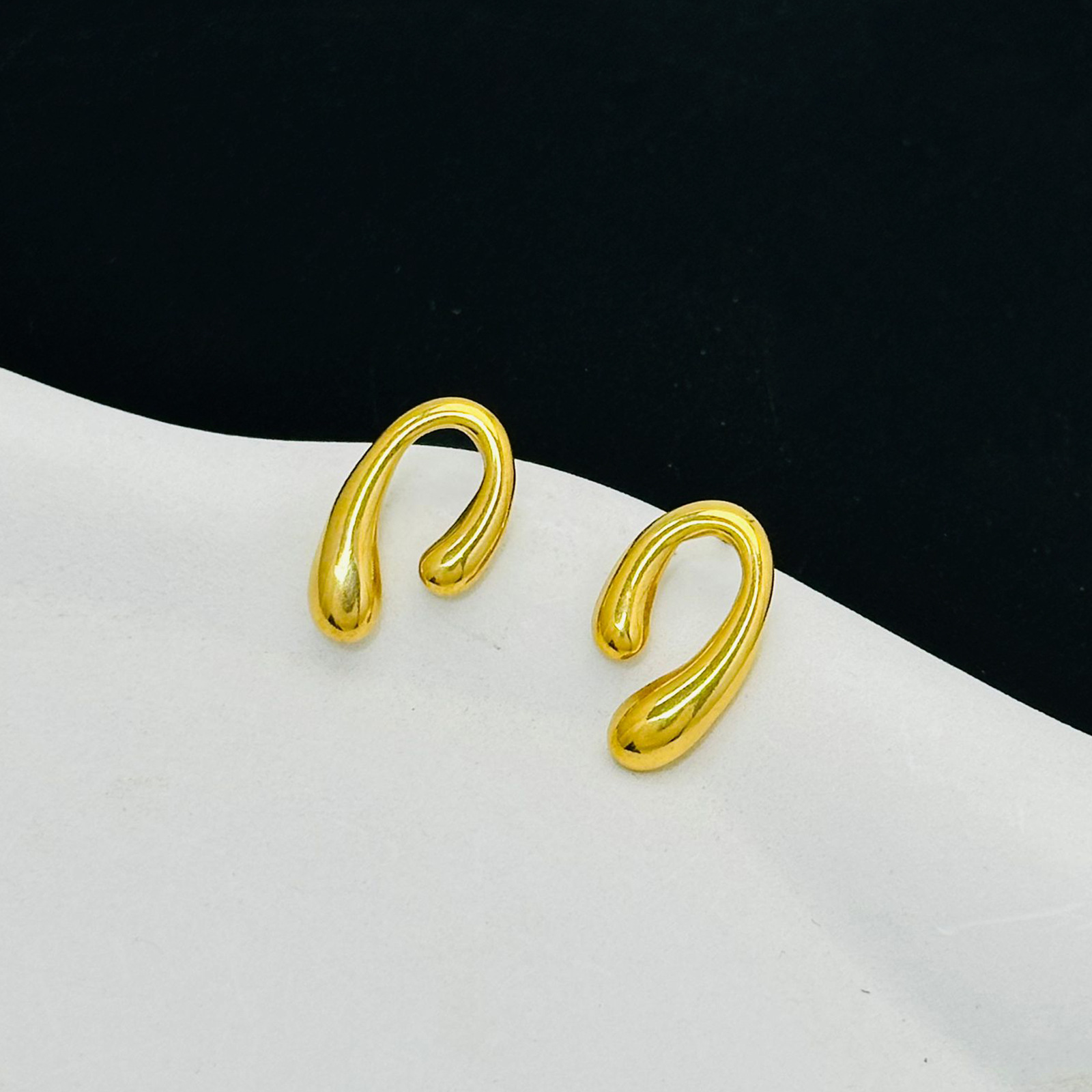 Pernos de acero de titanio franceses simples y versátiles INS aire frío diseño compacto sensación de pernos de alta calidad