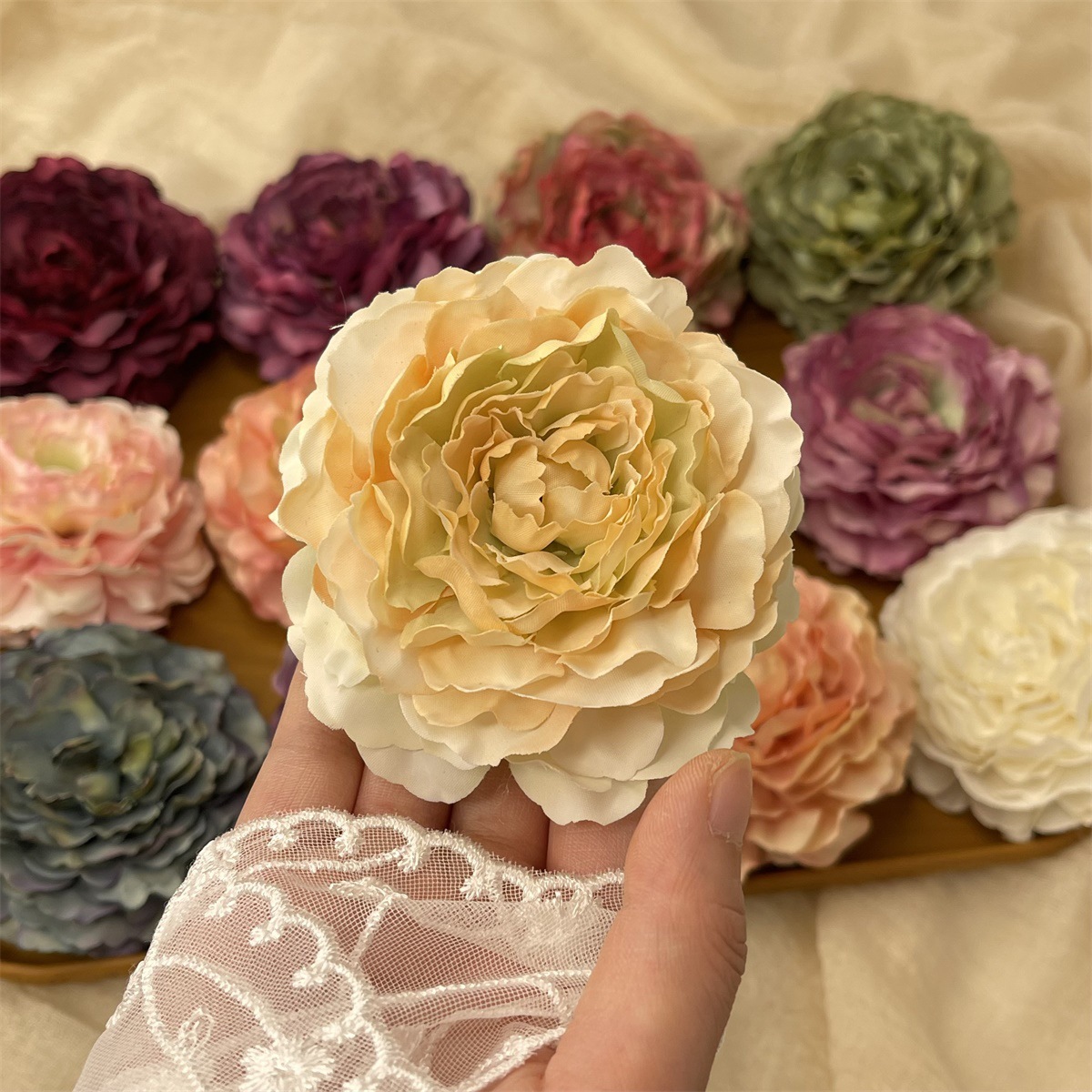 Elegant Sweet Women's Flower Polyester Cloth Hair Clip display picture 6