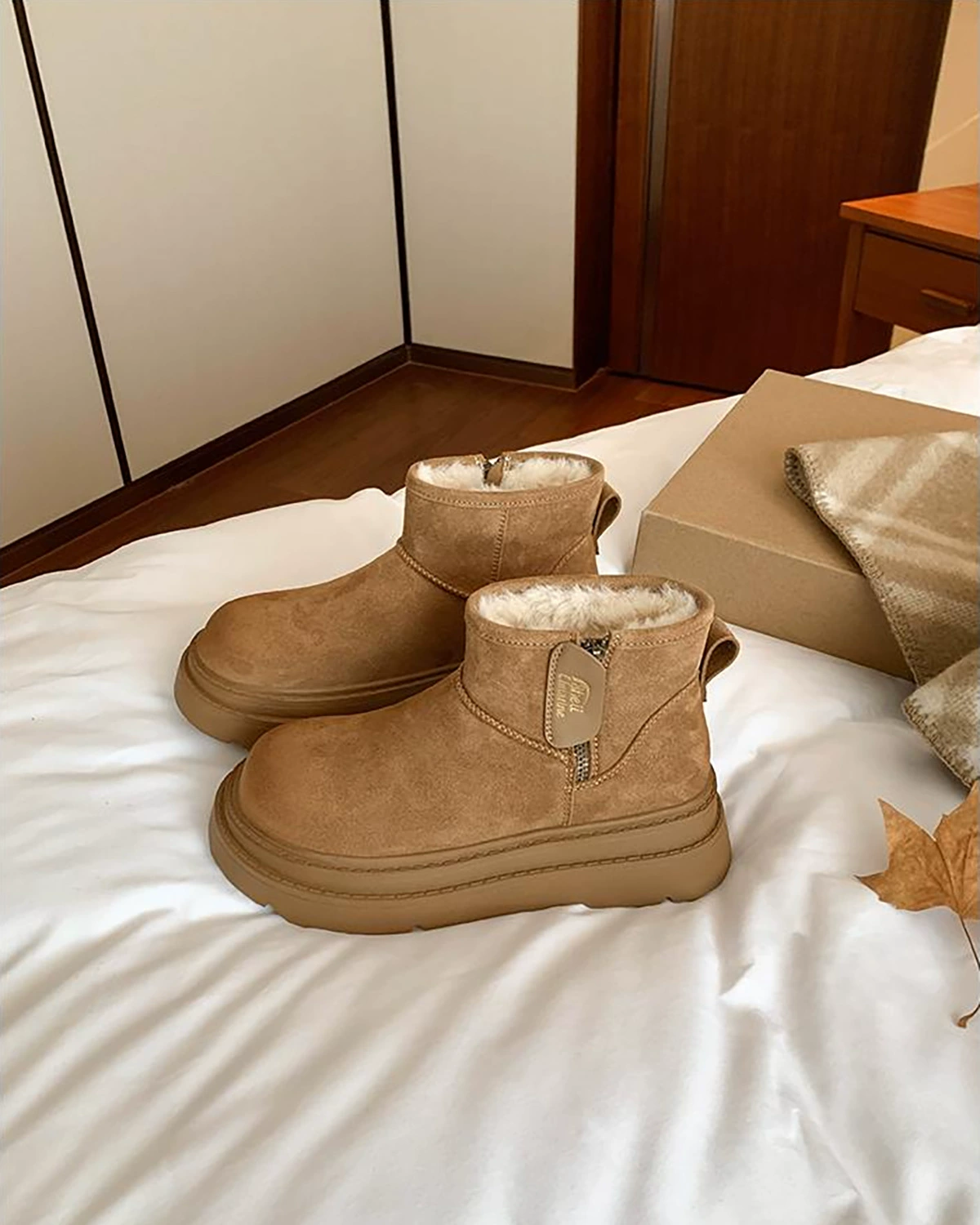 Fleece keep warm winter low boots with zipper platform, genuine leather