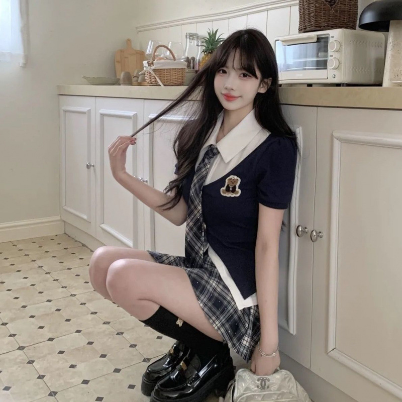 韓国風の高級感と美しい制服のスカートJKセットを小柄な人向けに着用するフランスの新しい夏スタイル|undefined