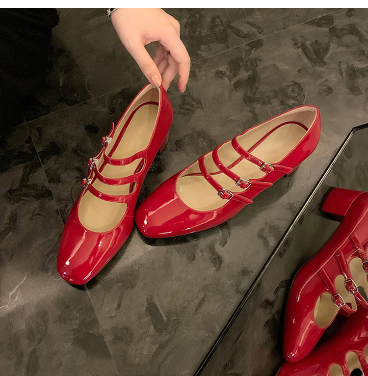 Mary jane pumps dam i lackläder med blockklack för kontoret_voghion.com