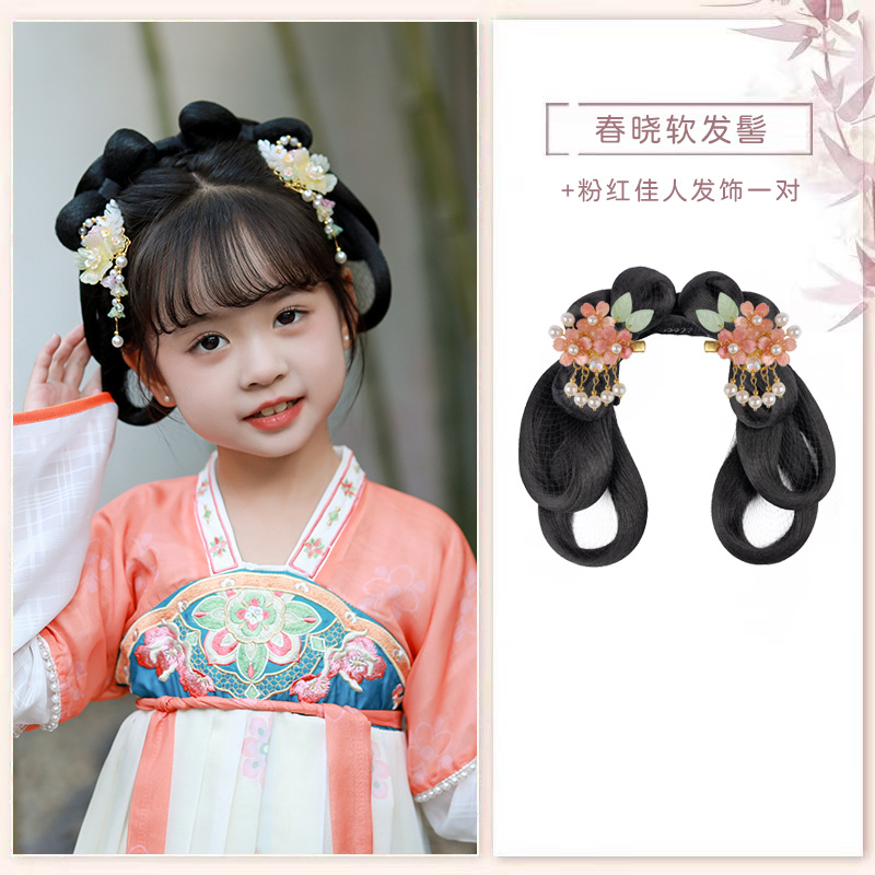 춘샤오 소프트 번 + 핑크색 헤어 액세서리 한 쌍