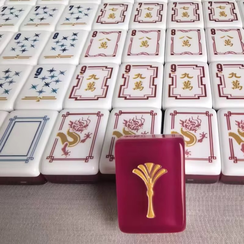 New Red Lake American Mahjong Tiles 160 Pieces Portable Outdoor Hand-Cranked Mahjong Tiles Wholesale