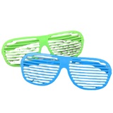 Праздничный день, предмет, макияж, танцевальный клуб, весь человек полон взрослых, смешное, странное преувеличение, фанаты, очки для оконных баров очки