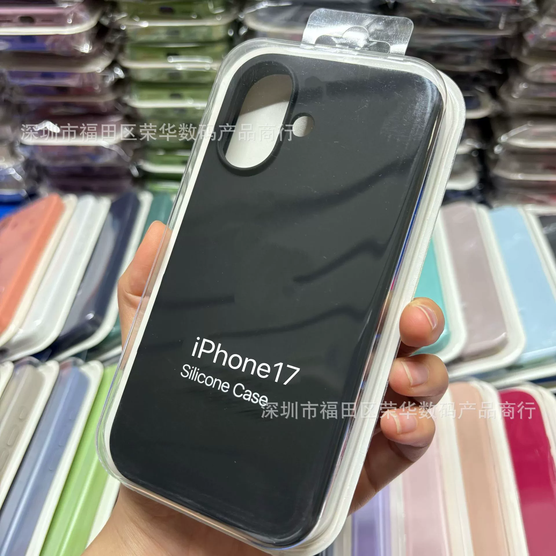 Чехол для телефона Apple iPhone17/iPhone17 Pro/iPhone17 Pro Max — жидкий силикон, кнопка камеры, защита от падений